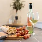 Regent Neu! Wlan-netflix-kueche- Altstadt-sbahn-dd, Elbufer Apartment