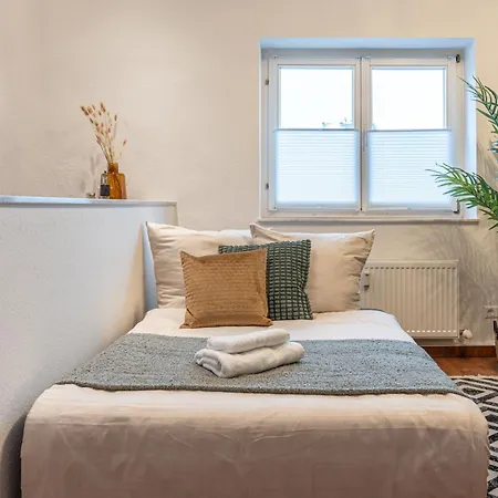 Regent Neu! Wlan-netflix-kueche- Altstadt-sbahn-dd, Elbufer *