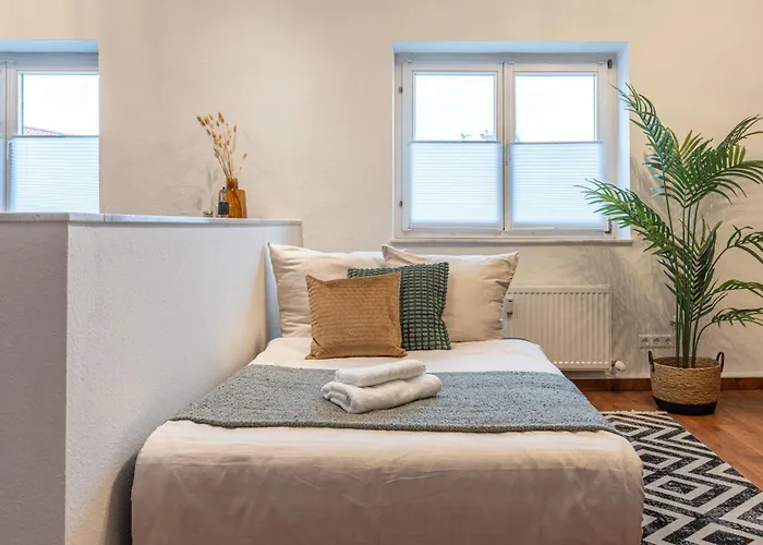 Regent Neu! Wlan-netflix-kueche- Altstadt-sbahn-dd, Elbufer *