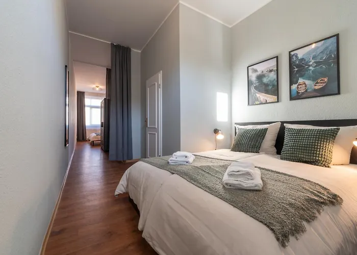 Apartment Regent Neu! Wlan-netflix-kueche- Altstadt-sbahn-dd, Elbufer